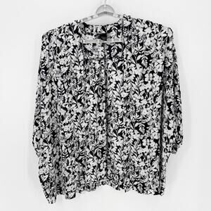 Lane Bryant Top Size 18/20 Open Front kimono Short Sleeve Shrug Black White gray